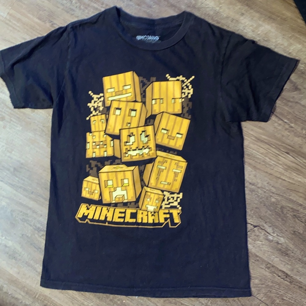 3/$20 Minecraft Halloween Shirt Youth Large 10/12.